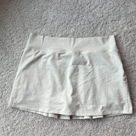 Vuori Women's Halo Performance Skirt Size XL - Picture 6 of 7